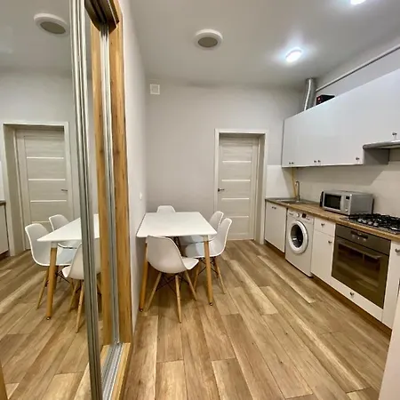 Dudaeva Comfort Appartement Lviv